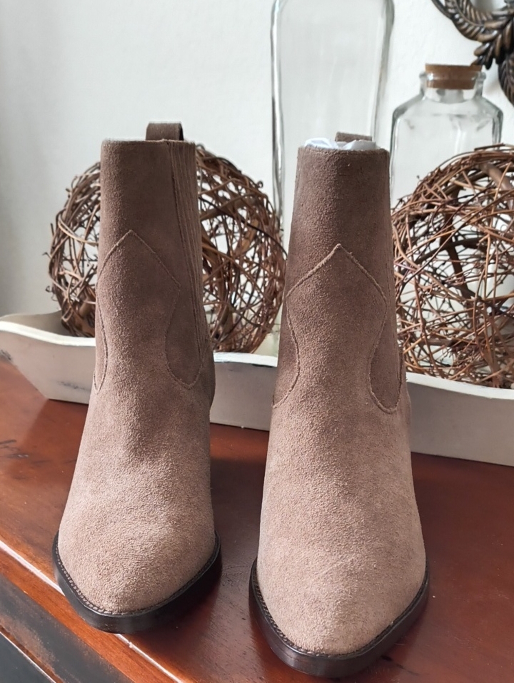 Lauren Ralph Lauren Suede Brown Ankle Booties